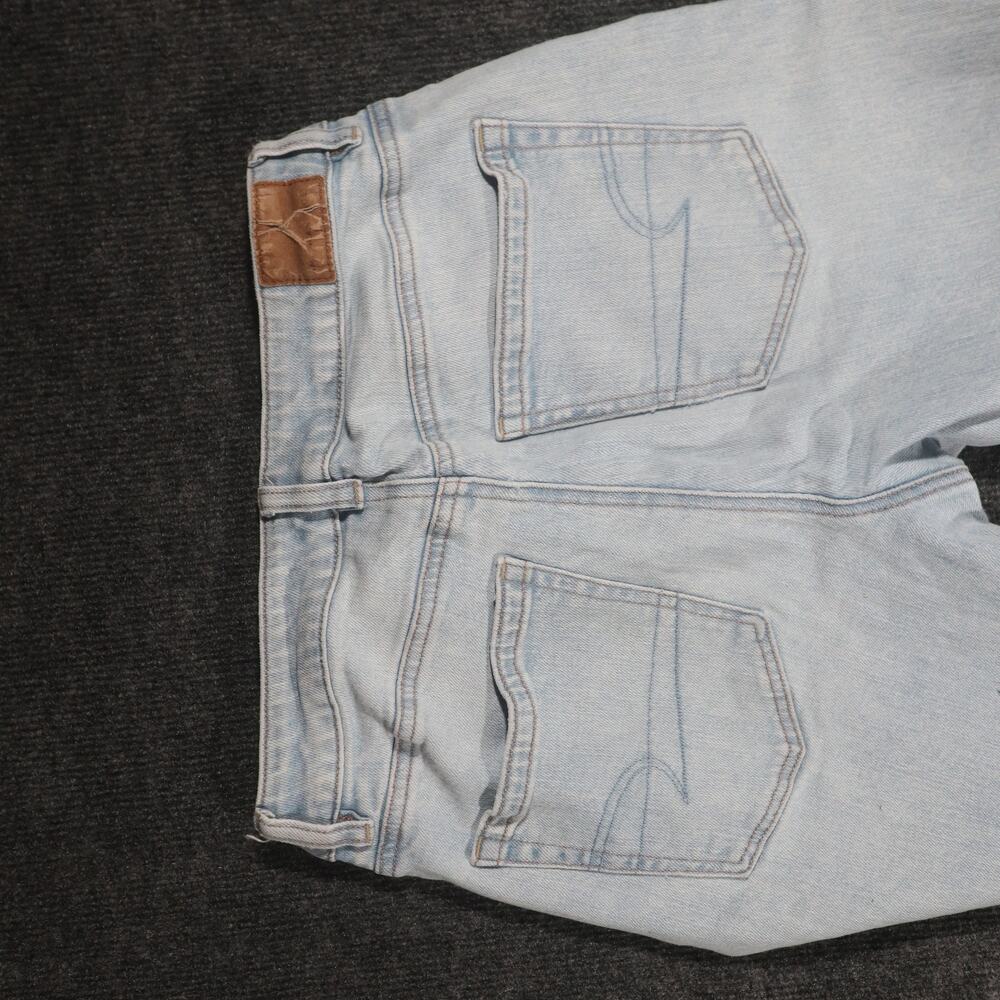 American Eagle Light Wash Mom Jeans - Picture 8 of 8